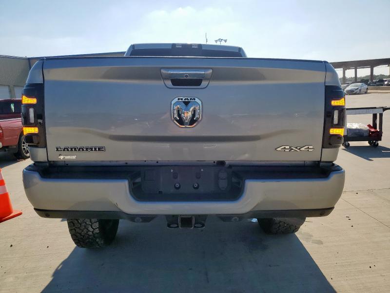 3C6UR5FL9NG229874 - 2022 RAM 2500 LARAMIE Plata foto 6
