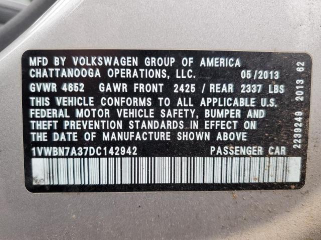 1VWBN7A37DC142942 - 2013 VOLKSWAGEN PASSAT SE SILVER photo 12