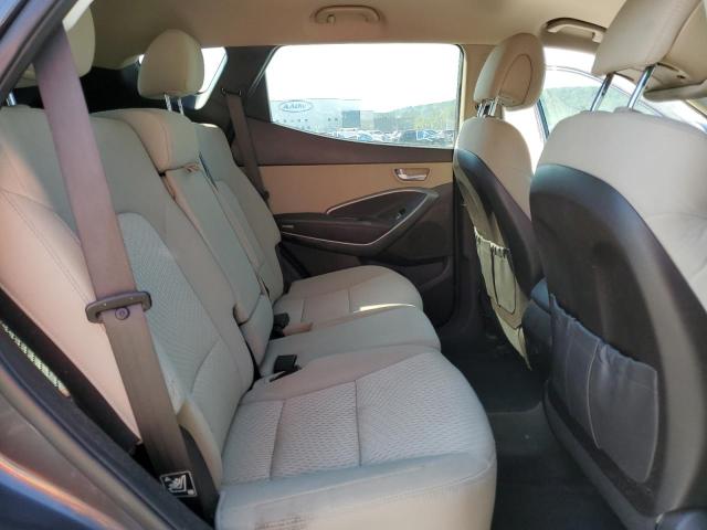 5XYZU3LB3JG555031 - 2018 HYUNDAI SANTA FE S GRAY photo 11