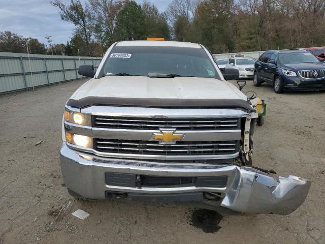 1GB2KUEG6FZ135217 - 2015 CHEVROLET SILVERADO K2500 HEAVY DUTY WHITE photo 5