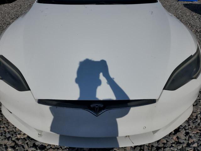 5YJSA1E10GF156306 - 2016 TESLA MODEL S თეთრი ფოტო 11