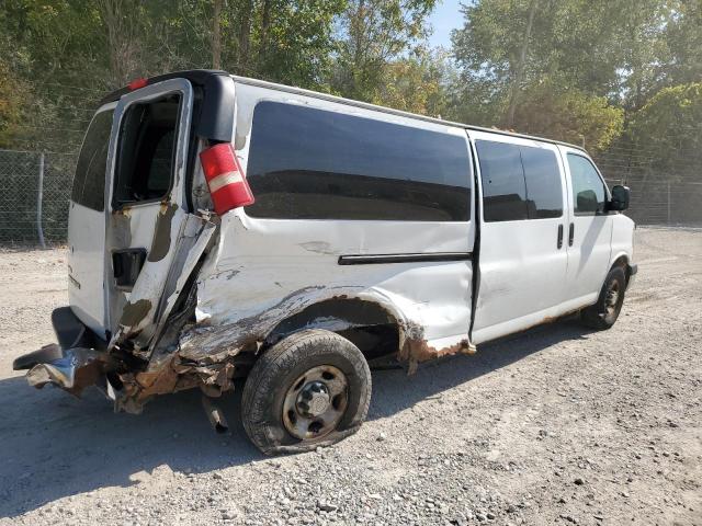 1GA2G1DGXA1120734 - 2010 CHEVROLET EXPRESS G3 LT WHITE photo 3