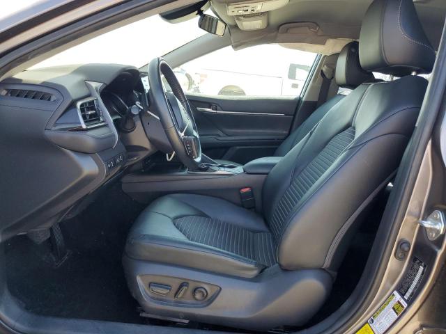 4T1G11AK7NU040069 - 2022 TOYOTA CAMRY SE GRAY photo 7