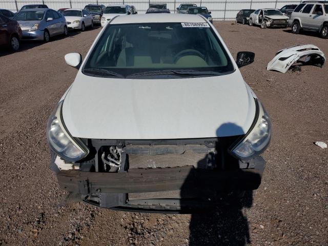 KMHCT4AE9FU882918 - 2015 HYUNDAI ACCENT GLS WHITE photo 5