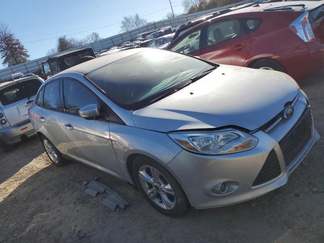 1FADP3F24EL218848 - 2014 FORD FOCUS SE SILVER photo 4