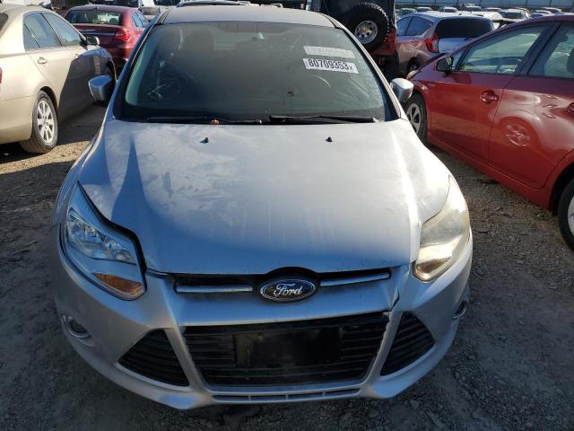 1FADP3F24EL218848 - 2014 FORD FOCUS SE SILVER photo 5