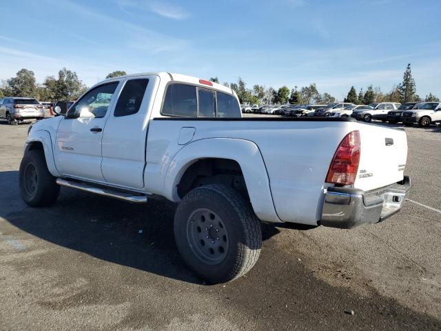 5TETU62NX5Z043409 - 2005 TOYOTA TACOMA PRERUNNER ACCESS CAB WHITE photo 2