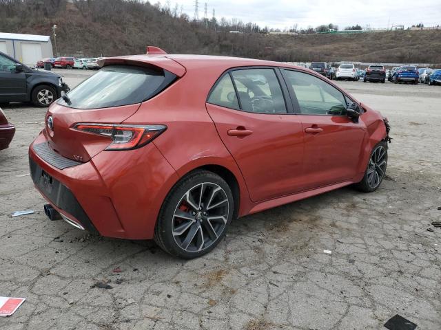 JTNK4RBE0K3071769 - 2019 TOYOTA COROLLA SE RED photo 3