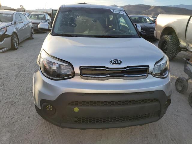 KNDJN2A24H7466759 - 2017 KIA SOUL SILVER photo 5