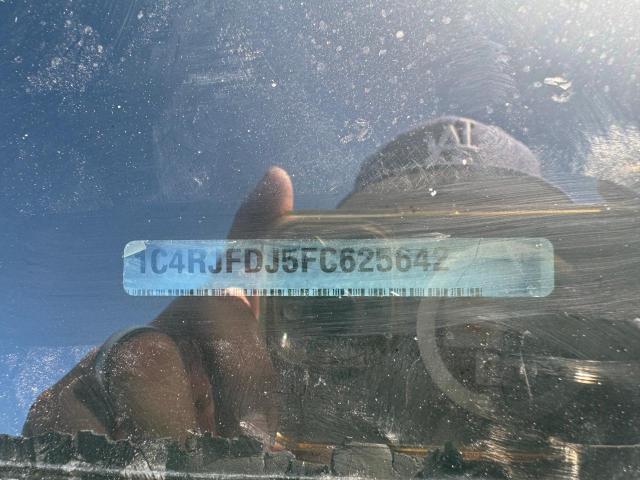 1C4RJFDJ5FC625642 - 2015 JEEP GRAND CHER SRT-8 WHITE photo 12