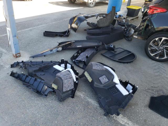 JTNKARJE7JJ575739 - 2018 TOYOTA COROLLA IM 黑色 照片 12