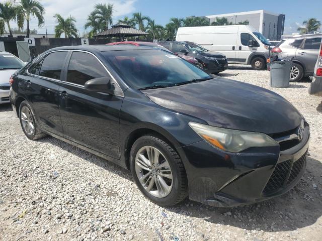 4T1BF1FKXFU948196 - 2015 TOYOTA CAMRY LE 黑色 照片 4