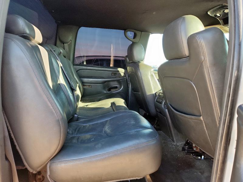 1GCHC23286F105524 - 2006 CHEVROLET SILVERADO C2500 HEAVY DUTY WHITE photo 10