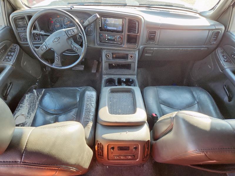 1GCHC23286F105524 - 2006 CHEVROLET SILVERADO C2500 HEAVY DUTY WHITE photo 8