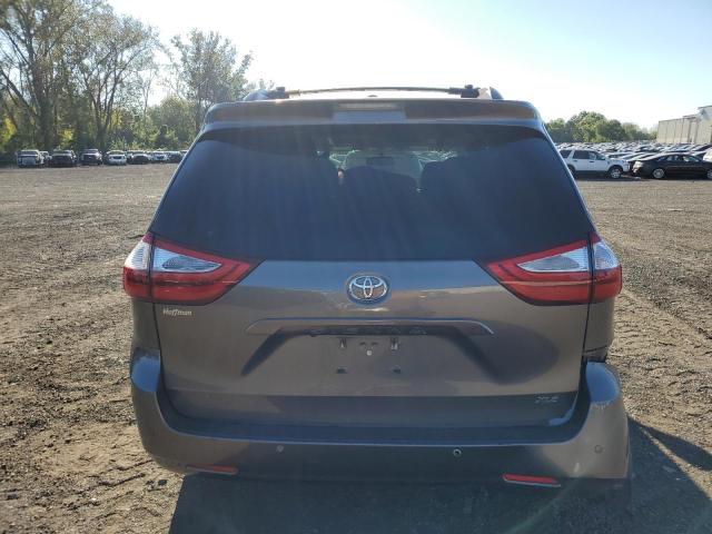 5TDYZ3DC0HS798507 - 2017 TOYOTA SIENNA XLE TAN photo 6