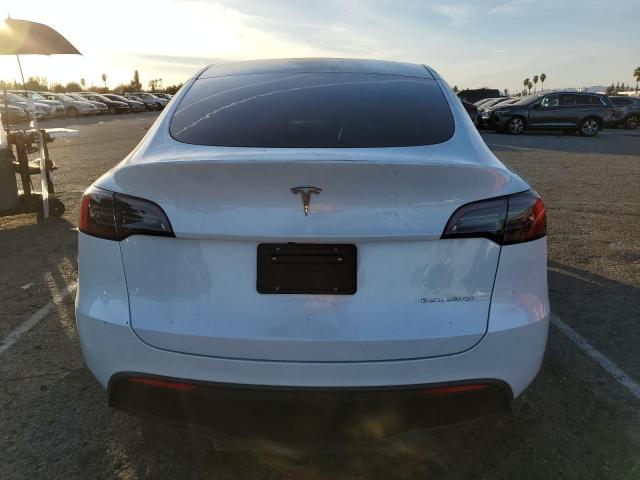 7SAYGDEE3PF589683 - 2023 TESLA MODEL Y WHITE photo 6