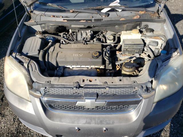 KL1TD56698B128500 - 2008 CHEVROLET AVEO BASE SILVER photo 11