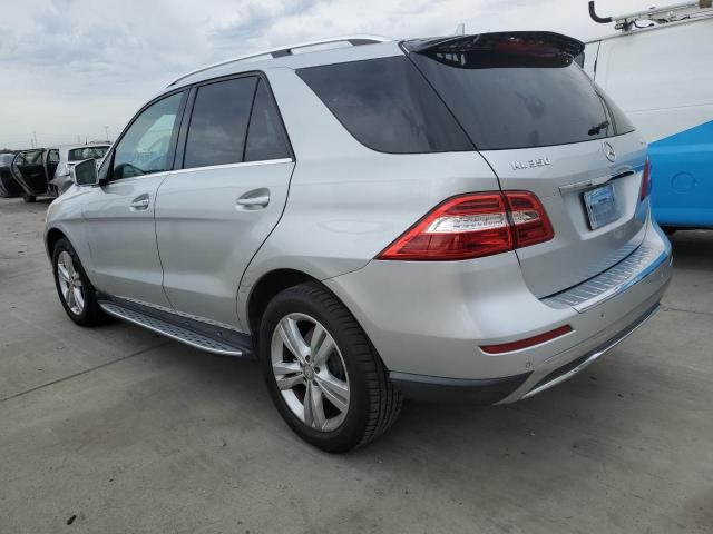 4JGDA5HB0DA245894 - 2013 MERCEDES-BENZ ML 350 4MATIC SILVER photo 2