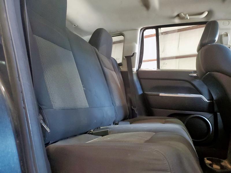 1J8FF47W88D691172 - 2008 JEEP COMPASS SPORT ნაცრისფერი ფოტო 10