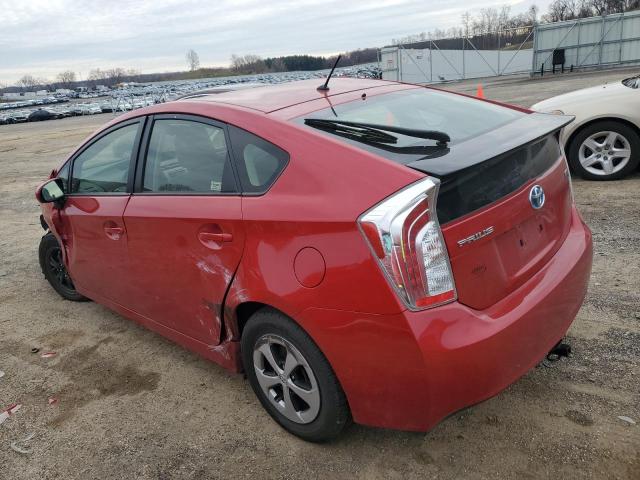 JTDKN3DU6F2004284 - 2015 TOYOTA PRIUS RED photo 2