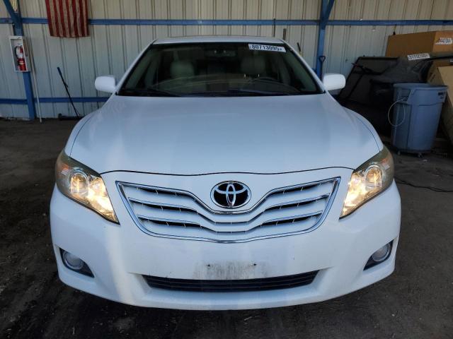 4T1BK3EK9BU629083 - 2011 TOYOTA CAMRY SE WHITE photo 5