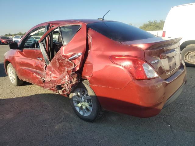 3N1CN7AP3JL869539 - 2018 NISSAN VERSA S RED photo 2