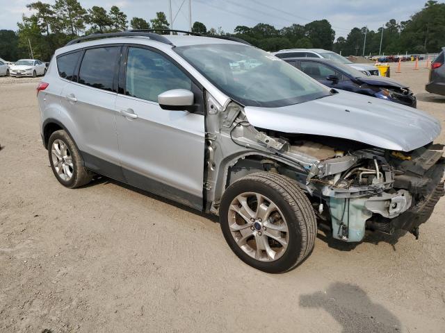 1FMCU0G98DUC52014 - 2013 FORD ESCAPE SE თეთრი ფოტო 4