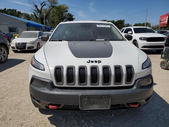 1C4PJMBS8GW154240 - 2016 JEEP CHEROKEE TRAILHAWK WHITE photo 5
