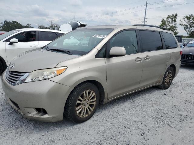 2015 TOYOTA SIENNA XLE, 