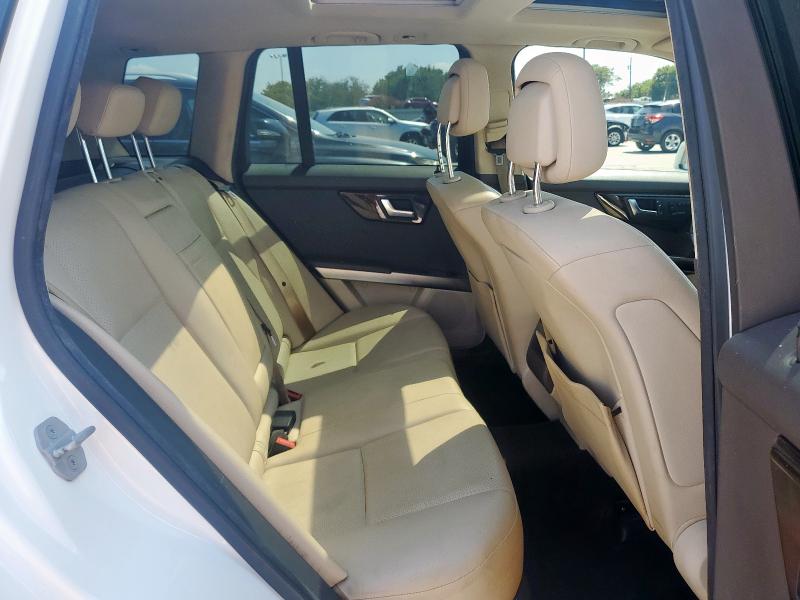 WDCGG5HB8FG426249 - 2015 MERCEDES-BENZ GLK 350 白色 照片 11