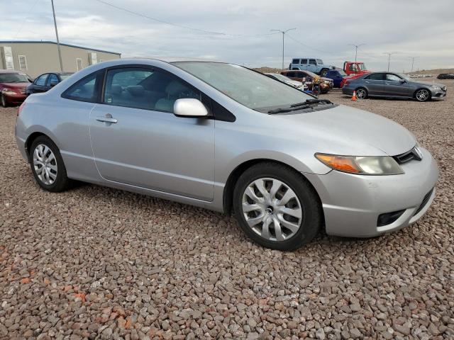 2HGFG12647H574461 - 2007 HONDA CIVIC LX SILVER photo 4