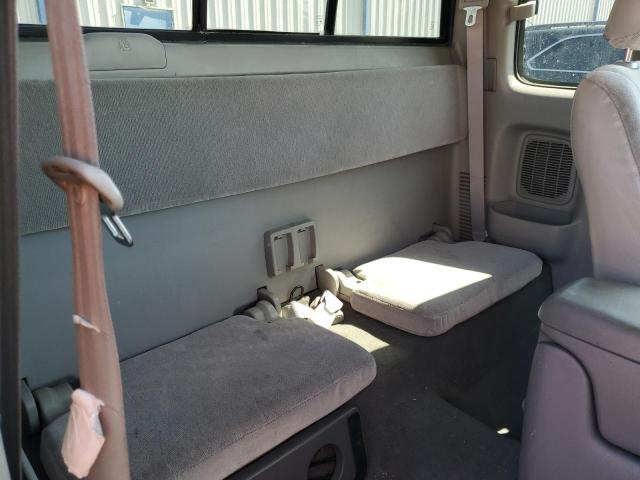 5TESN92N82Z091660 - 2002 TOYOTA TACOMA XTRACAB PRERUNNER Серебристый фото 10