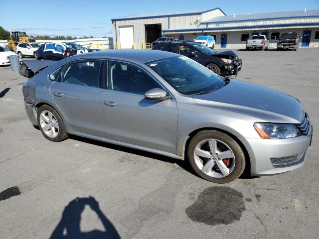 1VWBP7A32CC003133 - 2012 VOLKSWAGEN PASSAT SE ვერცხლისფერი ფოტო 4