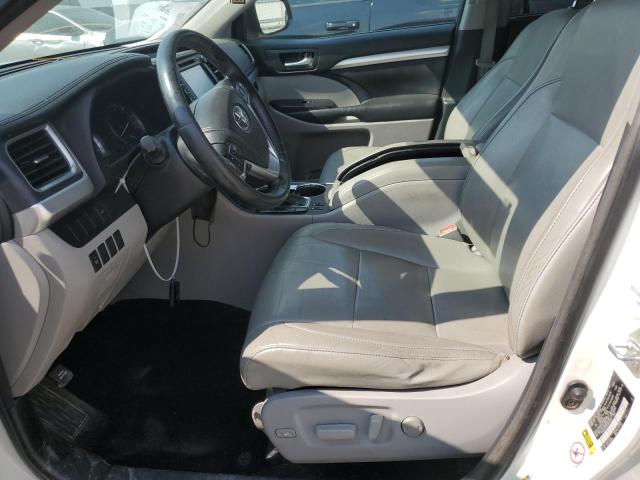 5TDKKRFH2FS046746 - 2015 TOYOTA HIGHLANDER XLE أبيض صورة 7