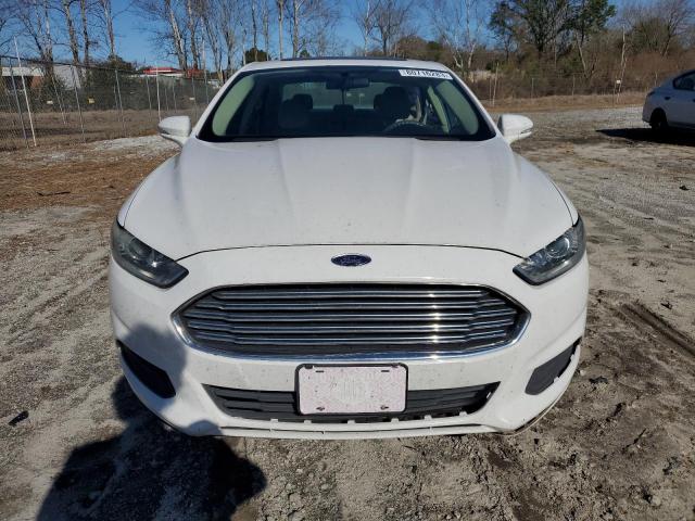 3FA6P0HR4DR158460 - 2013 FORD FUSION SE WHITE photo 5