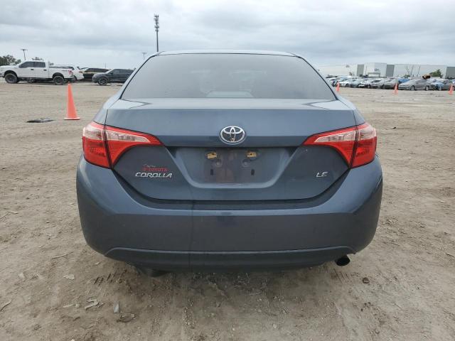 5YFBURHE6JP810242 - 2018 TOYOTA COROLLA L BLUE photo 6