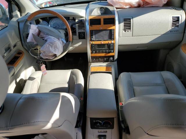 1A8HW58TX9F707140 - 2009 CHRYSLER ASPEN LIMITED BEIGE photo 8