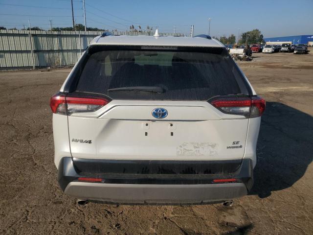 4T3T6RFVXPU116511 - 2023 TOYOTA RAV4 SE WHITE photo 6