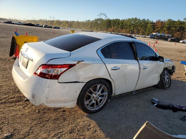 1N4AA5AP2BC843862 - 2011 NISSAN MAXIMA S WHITE photo 3