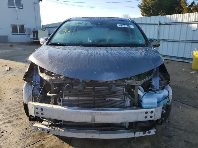 5TDBRKEC6MS037778 - 2021 TOYOTA SIENNA LE GRAY photo 5