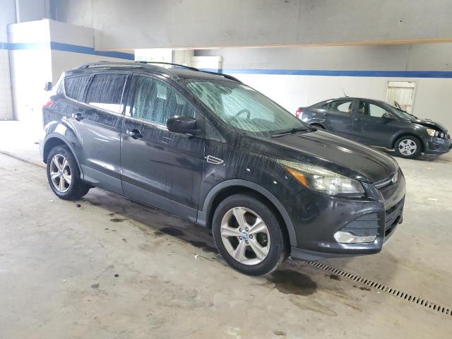 1FMCU0GX4DUB84857 - 2013 FORD ESCAPE SE BLACK photo 4