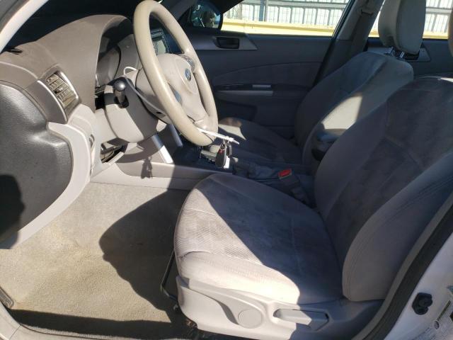JF2SH6BC4AH765017 - 2010 SUBARU FORESTER XS Weiß Foto 7