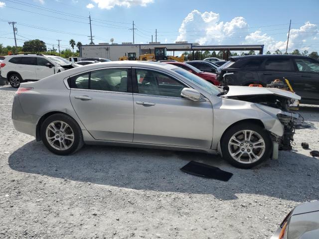 19UUA8F50AA013215 - 2010 ACURA TL SILVER photo 4