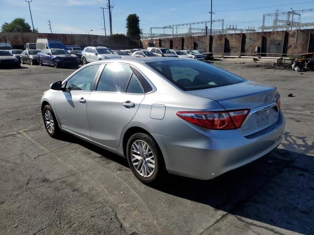 4T1BF1FK5GU260253 - 2016 TOYOTA CAMRY LE SILVER photo 2