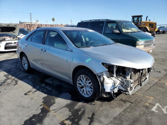 4T1BF1FK5GU260253 - 2016 TOYOTA CAMRY LE SILVER photo 4