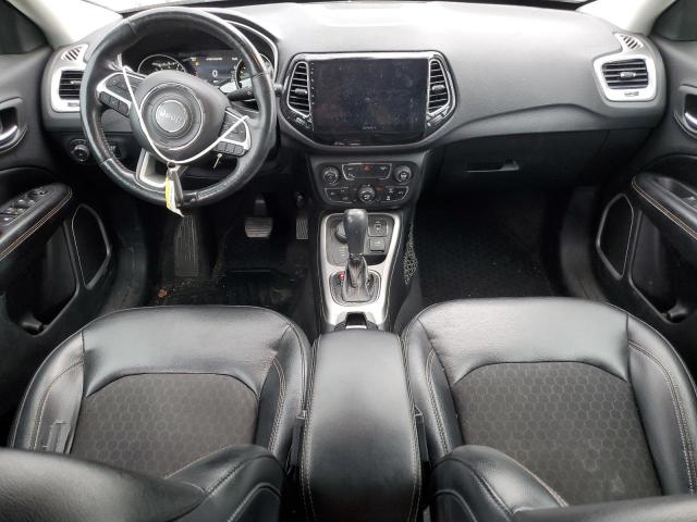 3C4NJDBB0JT131555 - 2018 JEEP COMPASS LATITUDE Noir photo 8