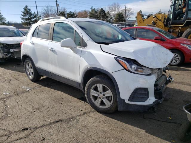 KL7CJPSB0LB025195 - 2020 CHEVROLET TRAX 1LT WHITE photo 4