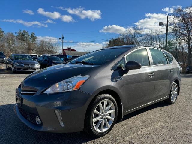 JTDZN3EUXEJ012261 - 2014 TOYOTA PRIUS V GRAY photo 2