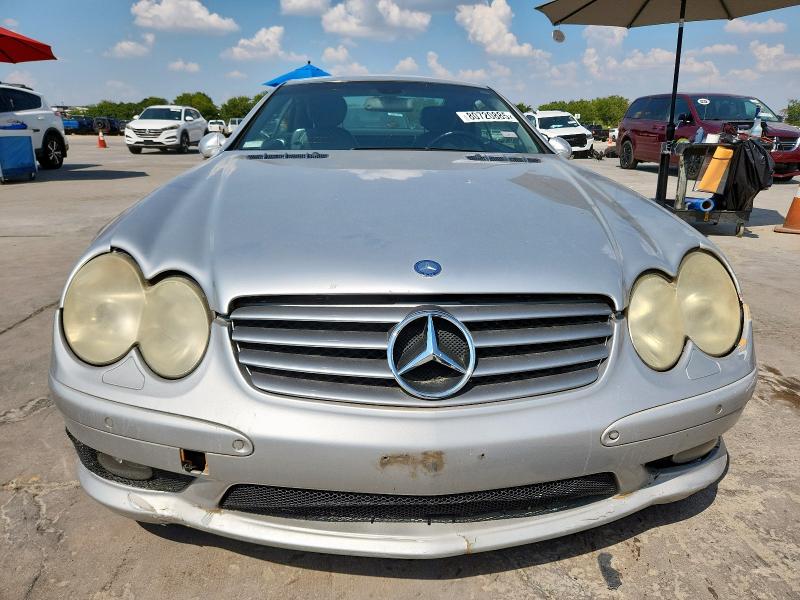 WDBSK75F63F059689 - 2003 MERCEDES-BENZ SL 500R SILVER photo 5