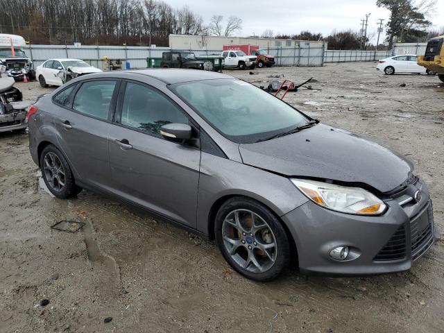 1FADP3F21EL296228 - 2014 FORD FOCUS SE GRAY photo 4